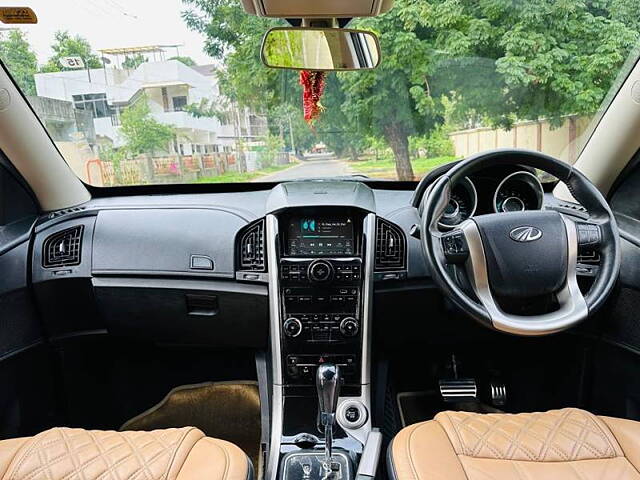 Used Mahindra XUV500 W11 AT in Vadodara