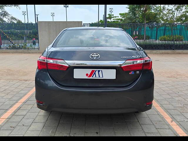 Used Toyota Corolla Altis [2011-2014] 1.8 G in Ahmedabad