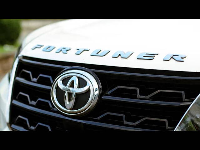 Used Toyota Fortuner 4X2 AT 2.8 Diesel in Thane