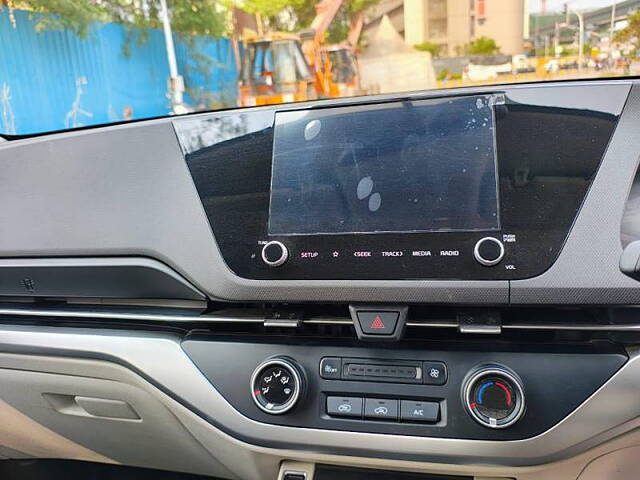 Used Kia Carens [2022-2023] Prestige 1.5 Petrol MT 7 STR in Mumbai