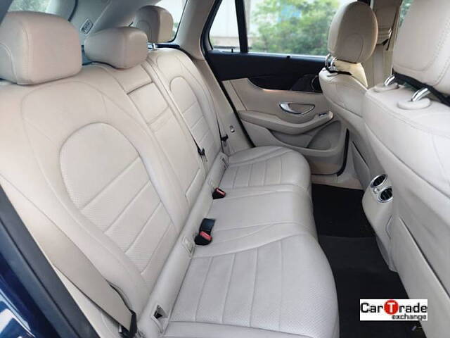 Used Mercedes-Benz GLC [2019-2023] 220d 4MATIC Progressive [2019-2021] in Ahmedabad