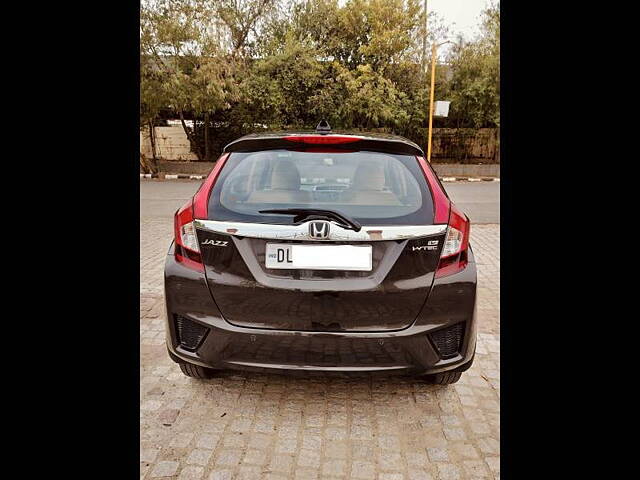 Used Honda Jazz [2015-2018] V Petrol in Delhi