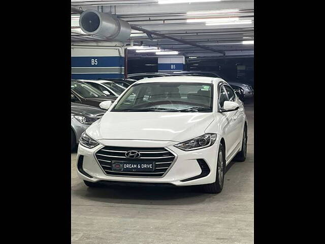 Used Hyundai Elantra [2016-2019] 2.0 SX MT in Mumbai