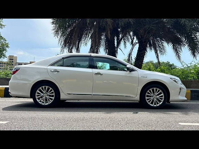 Used Toyota Camry Hybrid in Noida