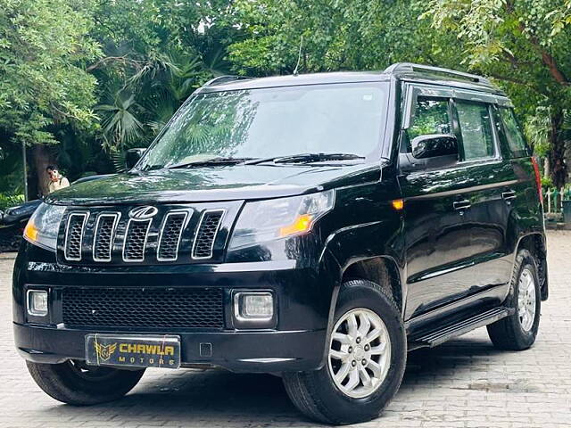 Used Mahindra TUV300 [2015-2019] T8 AMT in Delhi