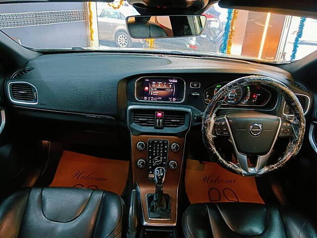 Used Volvo V40 Cross Country [2013-2016] D3 in Pune