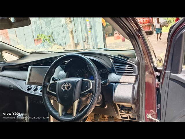 Used Toyota Innova Crysta [2016-2020] 2.4 G 8 STR [2016-2017] in Hyderabad