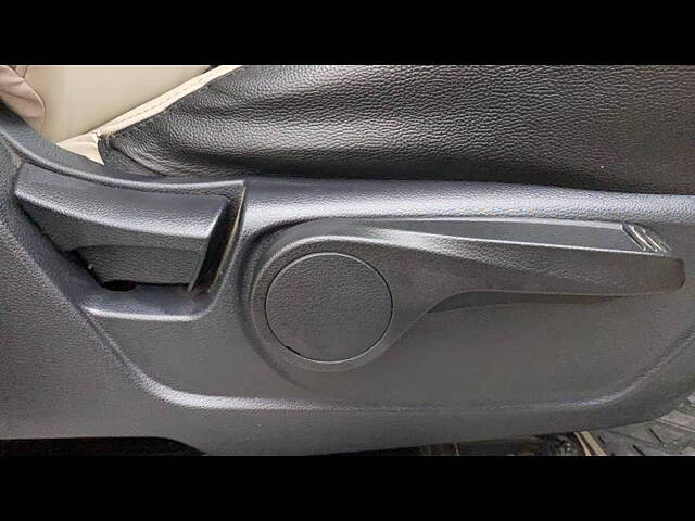 Used Mahindra XUV300 [2019-2024] W8 1.5 Diesel [2020] in Pune