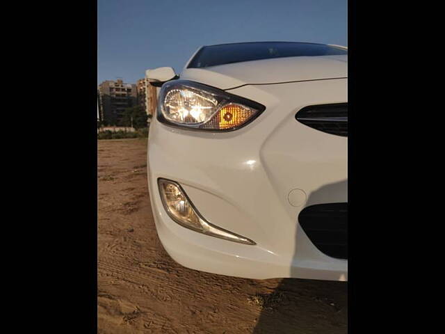 Used Hyundai Verna [2011-2015] Fluidic 1.6 CRDi in Gandhinagar