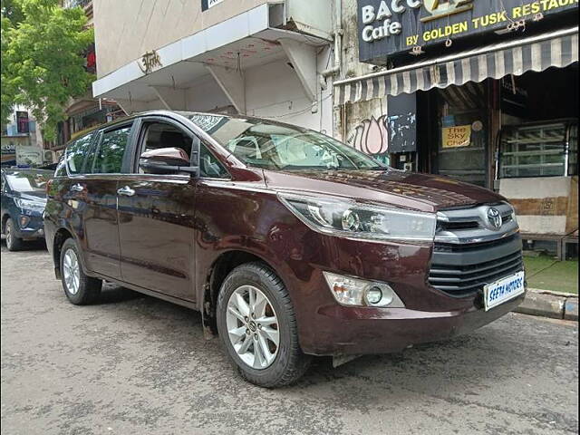 Used Toyota Innova Crysta [2016-2020] 2.4 V Diesel in Kolkata