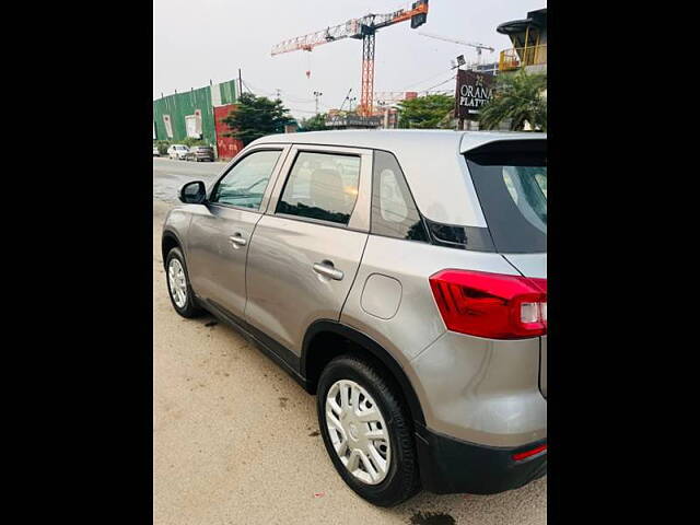 Used Maruti Suzuki Brezza LXi in Delhi