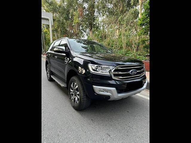 Used Ford Endeavour [2016-2019] Titanium 2.2 4x2 AT [2016-2018] in Delhi