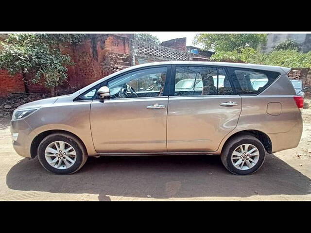 Used Toyota Innova Crysta [2016-2020] 2.4 V Diesel in Kanpur