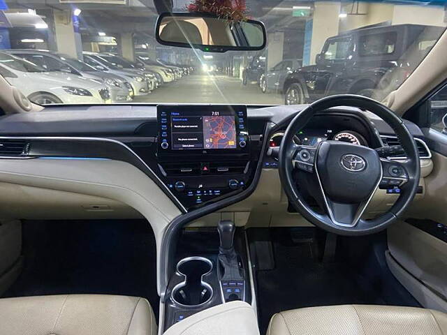 Used Toyota Camry Hybrid in Delhi