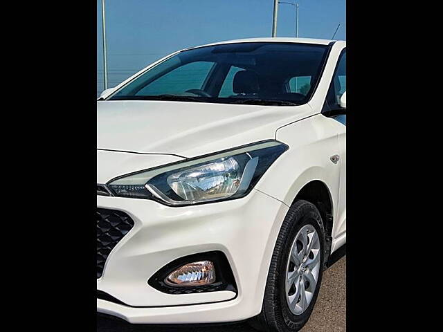 Used Hyundai Elite i20 [2016-2017] Magna 1.2 [2016-2017] in Surat