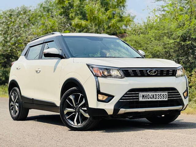 Used Mahindra XUV300 [2019-2024] 1.5 W8 (O) AMT [2019-2020] in Nashik