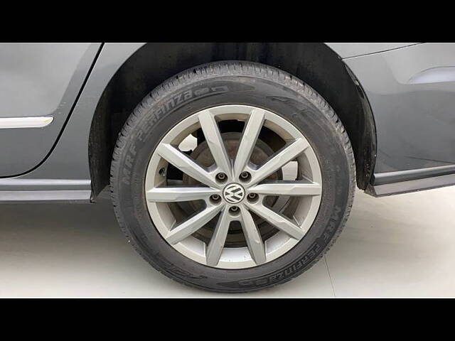 Used Volkswagen Vento [2015-2019] Highline Plus 1.2 (P) AT 16 Alloy in Chennai