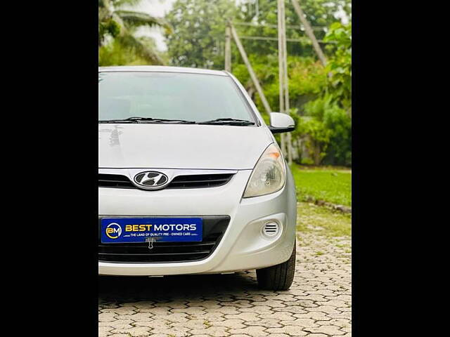 Used Hyundai i20 [2010-2012] Sportz 1.2 BS-IV in Ahmedabad