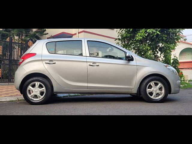 Used Hyundai i20 [2010-2012] Sportz 1.2 (O) in Kolkata