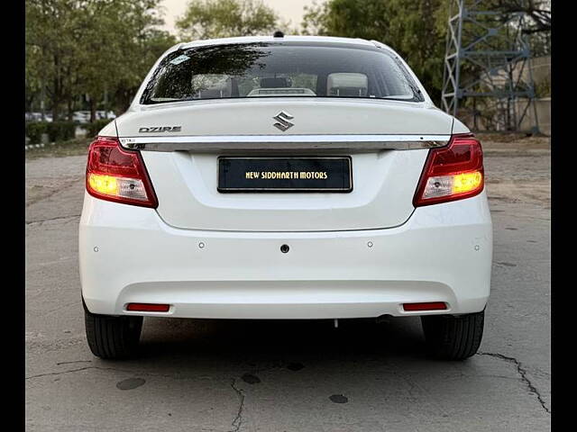 Used Maruti Suzuki Dzire ZXi CNG in Delhi