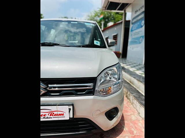 Used Maruti Suzuki Wagon R 1.0 [2014-2019] VXI in Ahmedabad