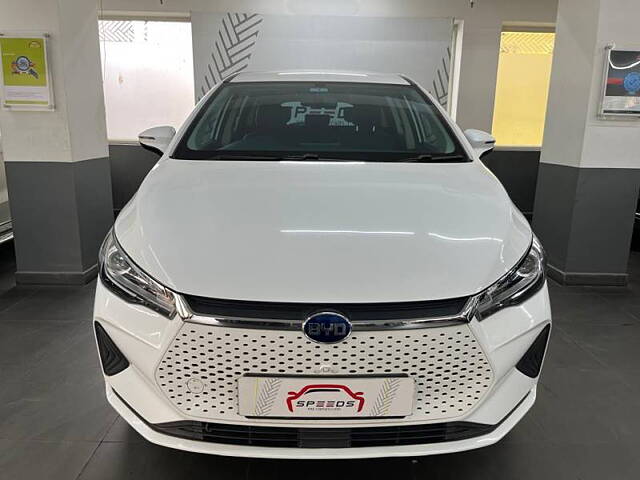 Used 2022 BYD e6 in Hyderabad