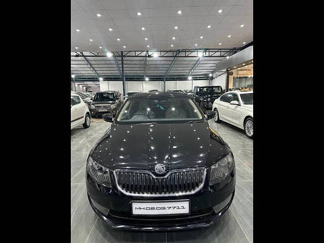 Used 2013 Skoda Octavia in Thane