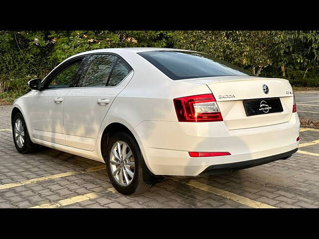 Used Skoda Octavia [2013-2015] Style 1.8 TSI AT in Gurgaon