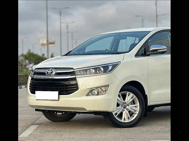 Used Toyota Innova Crysta [2016-2020] 2.8 ZX AT 7 STR [2016-2020] in Surat