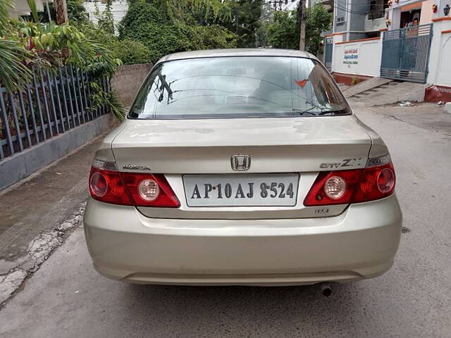 Used Honda City ZX GXi in Hyderabad