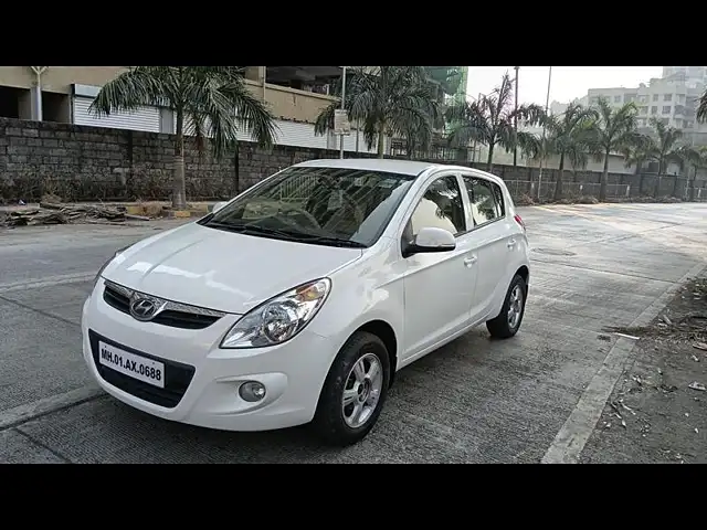 Used 2011 Hyundai i20 in Kalyan