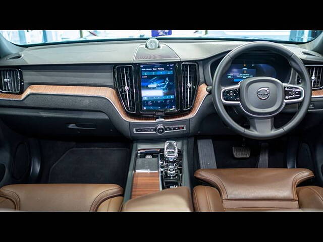 Used Volvo XC60 B5 Ultimate in Delhi