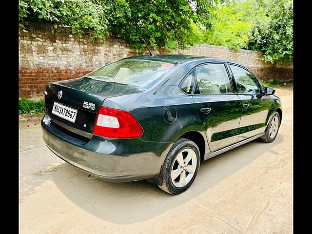 Used Skoda Rapid Style 1.6 MPI in Gurgaon