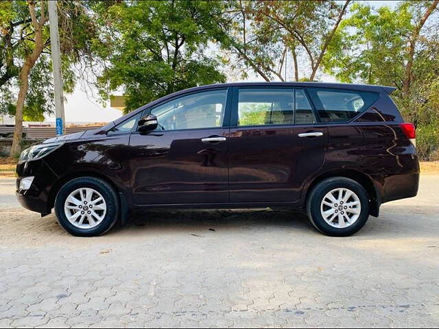 Used Toyota Innova Crysta [2016-2020] 2.8 GX AT 7 STR [2016-2020] in Ahmedabad