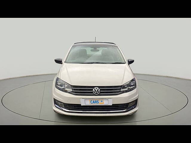 Used Volkswagen Vento [2015-2019] Highline Plus 1.2 (P) AT 16 Alloy in Delhi