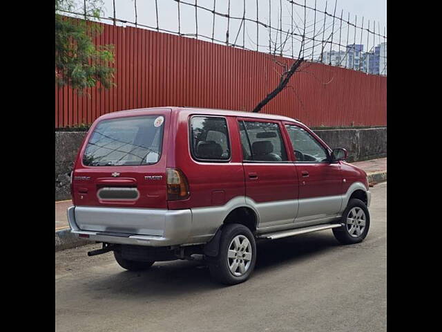 Used Chevrolet Tavera Neo 3-10 STR BS-III in Thane