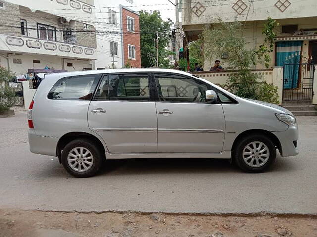 Used Toyota Innova [2005-2009] 2.5 V 7 STR in Hyderabad