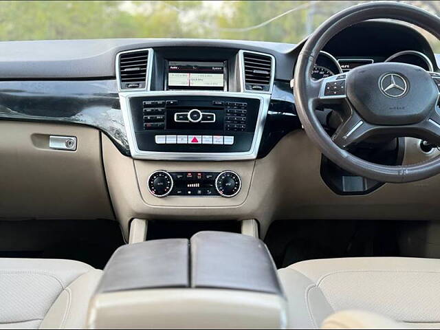 Used Mercedes-Benz M-Class ML 250 CDI in Delhi