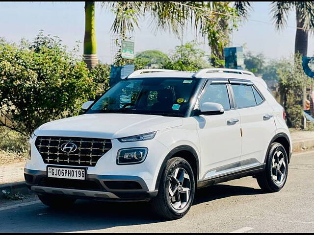 Used Hyundai Venue [2022-2023] SX (O) 1.0 Turbo iMT in Surat