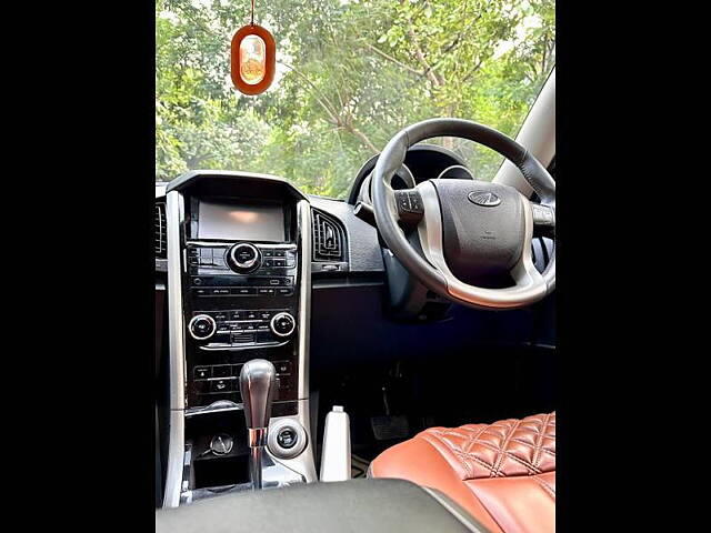 Used Mahindra XUV500 [2015-2018] W9 AT in Delhi