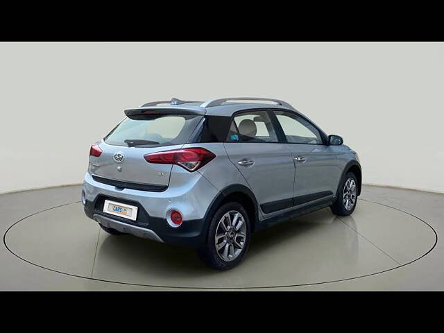 Used Hyundai i20 Active 1.2 SX in Kolkata