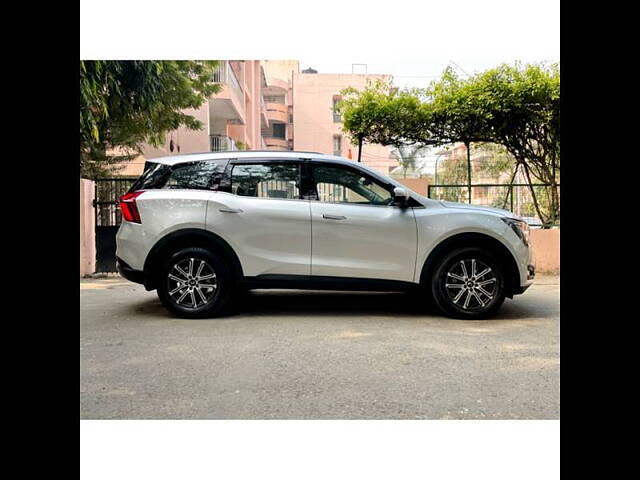 Used Mahindra XUV700 AX 7 Petrol AT Luxury Pack 7 STR [2021] in Delhi