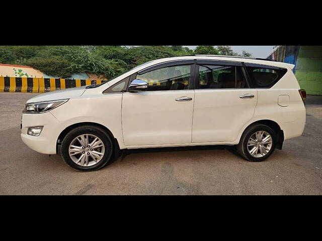 Used Toyota Innova Crysta [2016-2020] 2.8 ZX AT 7 STR [2016-2020] in Lucknow