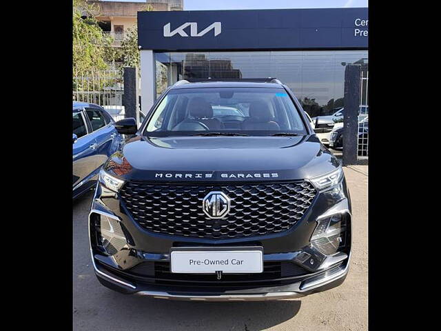 Used 2021 MG Hector Plus in Surat