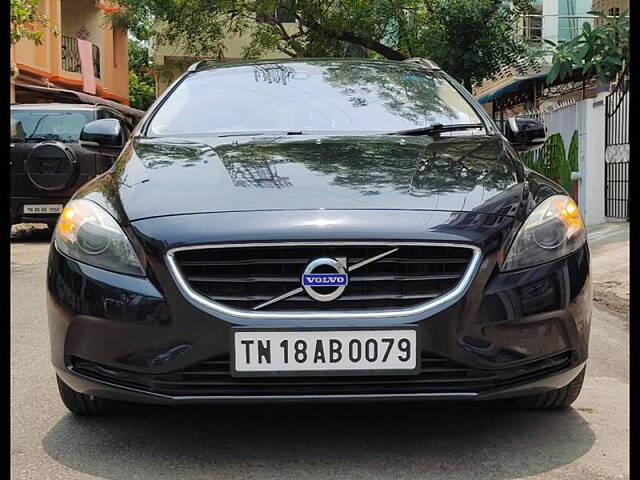 Used 2014 Volvo V40 Cross Country in Chennai