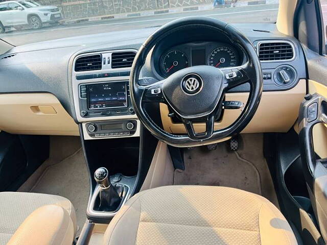 Used Volkswagen Ameo Highline Plus 1.5L (D)16 Alloy in Delhi