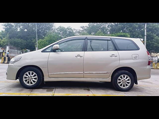 Used Toyota Innova [2013-2014] 2.5 VX 8 STR BS-III in Hyderabad