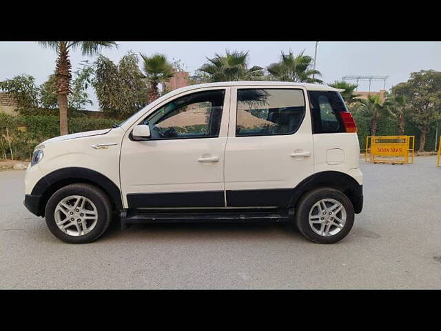 Used Mahindra NuvoSport N8 AMT in Delhi