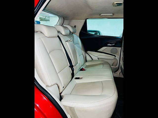 Used Mahindra XUV300 [2019-2024] 1.2 W8 (O) [2019-2019] in Mumbai