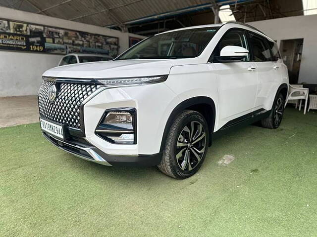 Used MG Hector Plus Savvy Pro 1.5 Turbo Petrol CVT 6 STR in Bangalore